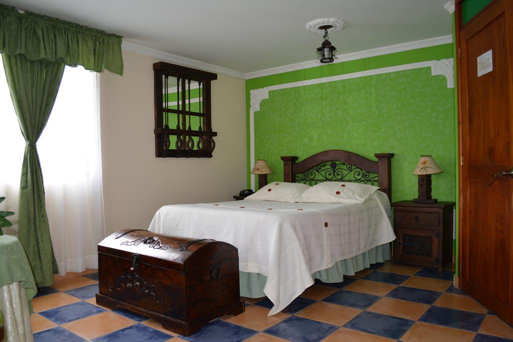 Hotel Casa Colonial Santa Rosa De Cabal Szoba fotó