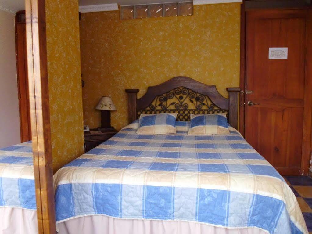 Hotel Casa Colonial Santa Rosa De Cabal Kültér fotó