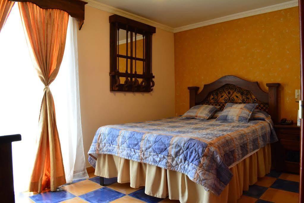 Hotel Casa Colonial Santa Rosa De Cabal Kültér fotó